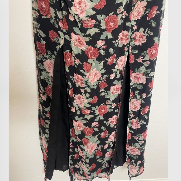 Maxi Floral Slit Puff Off Shoulder Sleeve Cottage Party Classy Elegant Hip Dress - Picture 4 of 7